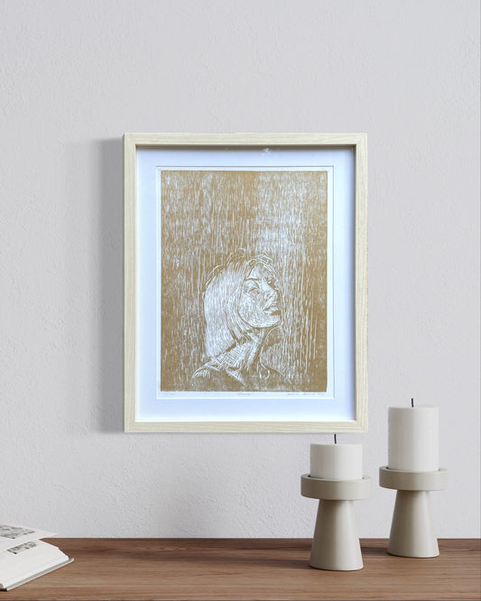 Xilografía "Laura" en dorado - María Bascuñán
